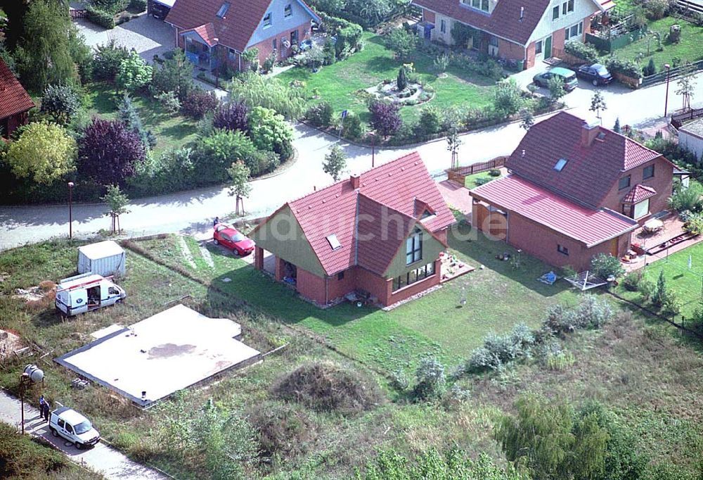 Mirow / Mecklenburg Vorpommern von oben - Blick auf ein Wohngebiet in Mirow / Mecklenburg Vorpommern 16.09.03 Foto: Grahn