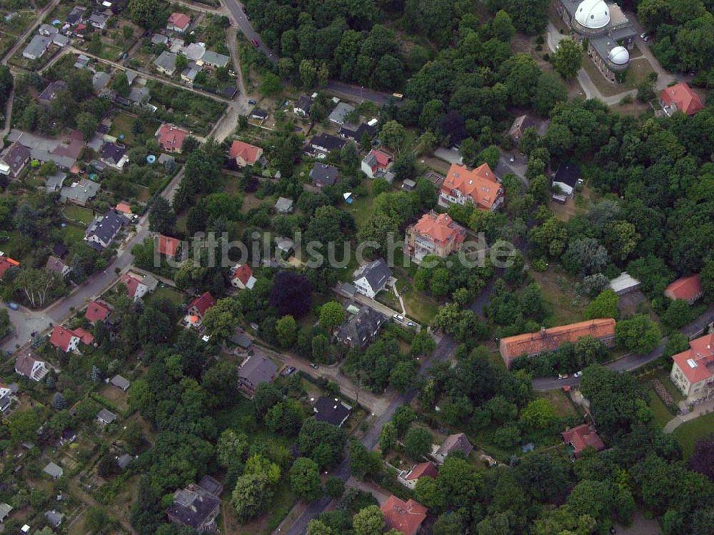 Potsdam-Babelsberg aus der Vogelperspektive: Blick auf das Wohngebiet an der Rosa-Luxemburg-Straße in Potsdam - Babelsberg