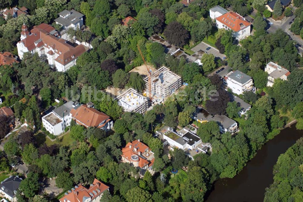 Berlin von oben - Blick auf das Wohnneubaubaufeld der PREMIER Wohnbau an der Delbrückstrasse in Berlin-Steglitz