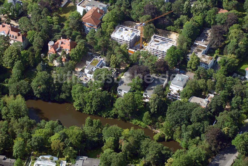 Berlin aus der Vogelperspektive: Blick auf das Wohnneubaubaufeld der PREMIER Wohnbau an der Delbrückstrasse in Berlin-Steglitz