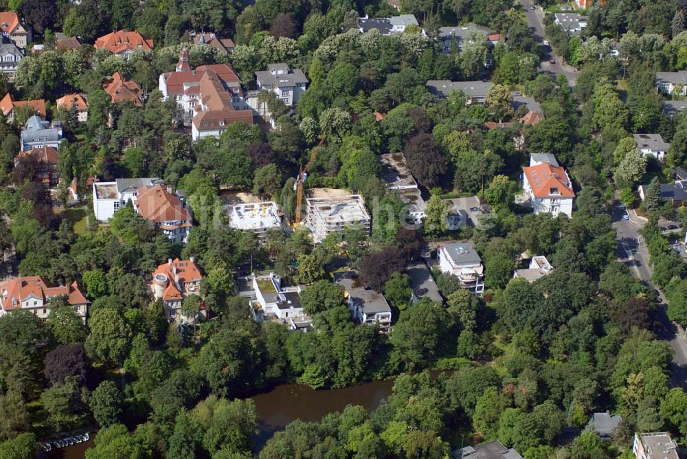 Luftbild Berlin - Blick auf das Wohnneubaubaufeld der PREMIER Wohnbau an der Delbrückstrasse in Berlin-Steglitz