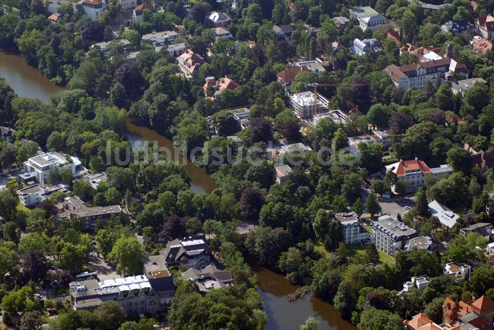 Luftbild Berlin - Blick auf das Wohnneubaubaufeld der PREMIER Wohnbau an der Delbrückstrasse in Berlin-Steglitz