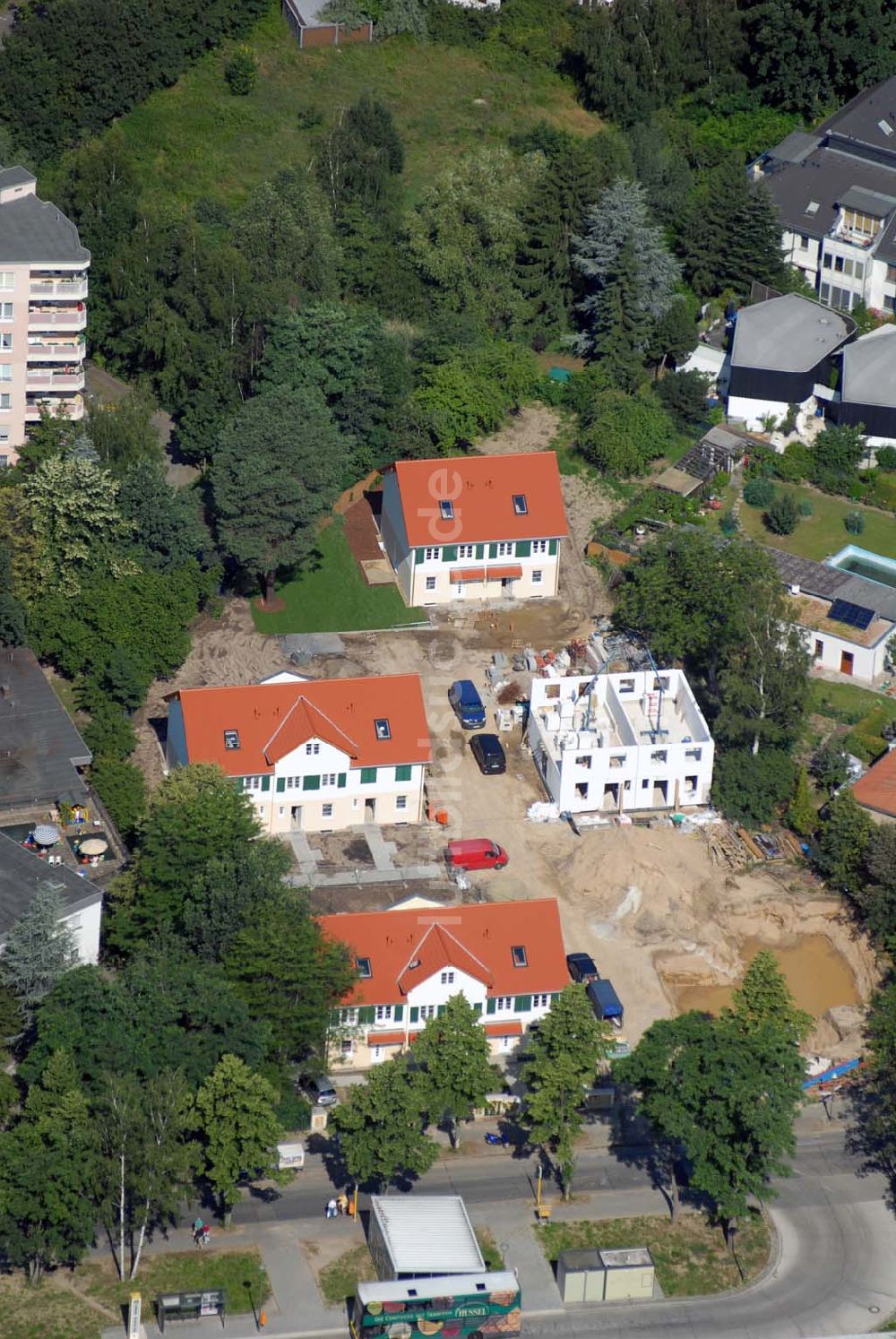 Berlin von oben - Blick auf das Wohnneubaubaufeld der PREMIER Wohnbau an der Fürstenstraße in Berlin-Lichterfelde