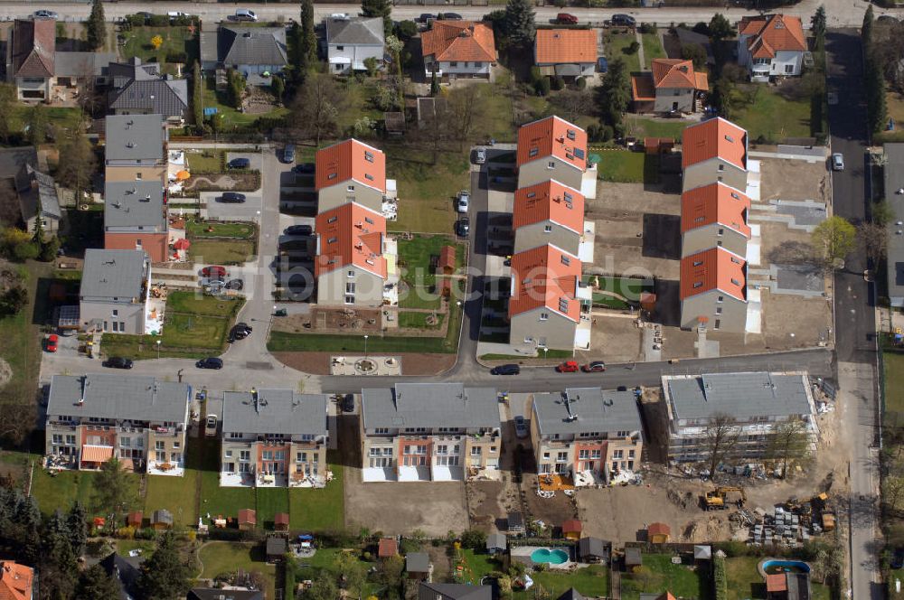 Berlin aus der Vogelperspektive: Blick auf das Wohnneubaubaufeld der PREMIER Wohnbau am Werdohler Weg in Berlin Tegel