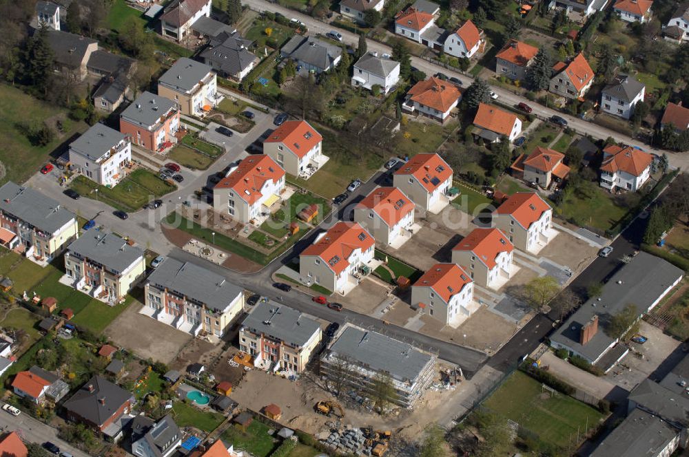 Berlin von oben - Blick auf das Wohnneubaubaufeld der PREMIER Wohnbau am Werdohler Weg in Berlin Tegel