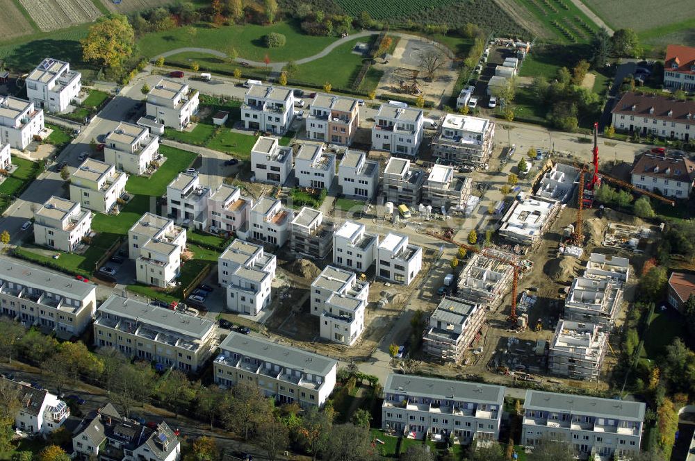 Luftbild Berlin - Blick auf das Wohnneubaugebiet der cds Wohnbau Berlin GmbH an der Otto-Appel-Straße / Edwin-Redslob-Straße in Berlin - Dahlem