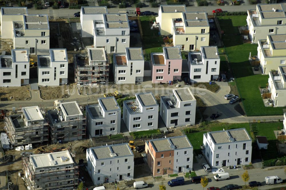 Berlin aus der Vogelperspektive: Blick auf das Wohnneubaugebiet der cds Wohnbau Berlin GmbH an der Otto-Appel-Straße / Edwin-Redslob-Straße in Berlin - Dahlem