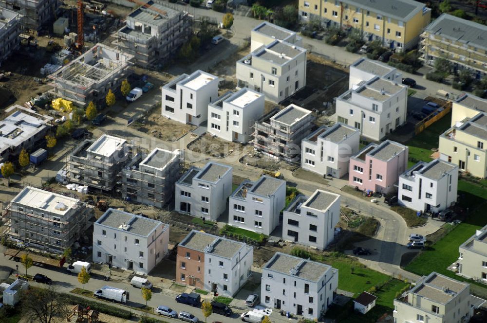 Luftaufnahme Berlin - Blick auf das Wohnneubaugebiet der cds Wohnbau Berlin GmbH an der Otto-Appel-Straße / Edwin-Redslob-Straße in Berlin - Dahlem