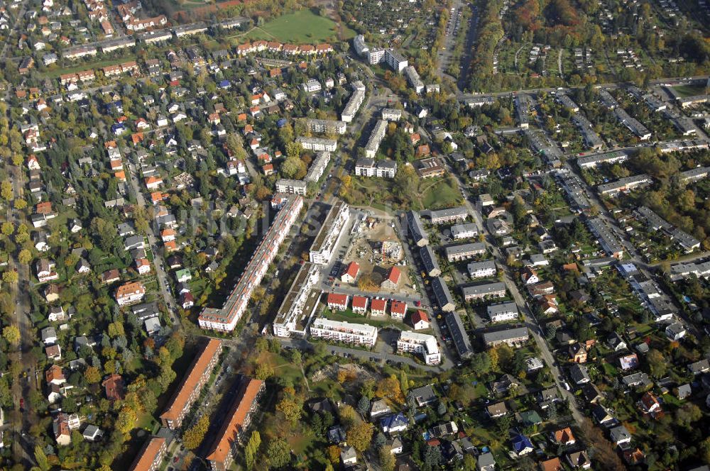 Luftaufnahme Berlin - Blick auf das Wohnneubaugebiet der cds Wohnbau Berlin GmbH an der Tauernallee / Im Lesachtal, Wetzmannweg, Quarzweg in 12107 Berlin-Mariendorf.