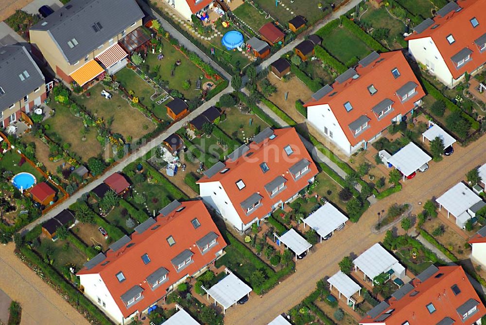 Hoppegarten von oben - Blick auf die Wohnneubausiedlung am Iffezheimer Ring 46 in 15366 Hoppegarten