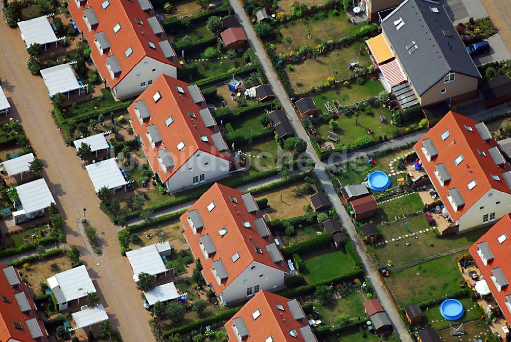 Luftbild Hoppegarten - Blick auf die Wohnneubausiedlung am Iffezheimer Ring 46 in 15366 Hoppegarten