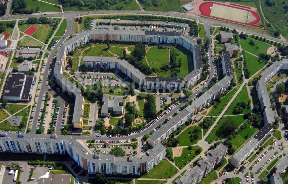 Luftbild Rostock - Blick auf die Wohnsiedlung Groß Klein am Gerüstbauerring in Rostock Lichtenhagen