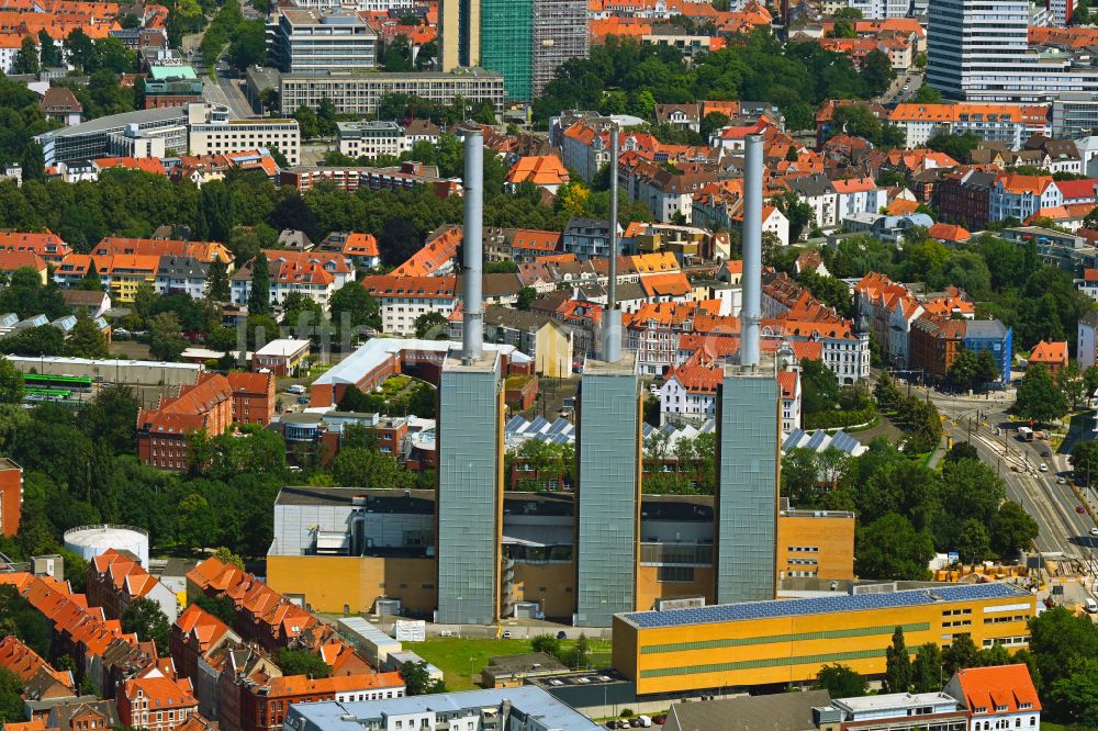 Hannover von oben - Blockheizkraftwerk - regionalen Heizkraftwerkes Heizkraftwerk Linden an der Spinnereistraße in Hannover im Bundesland Niedersachsen, Deutschland