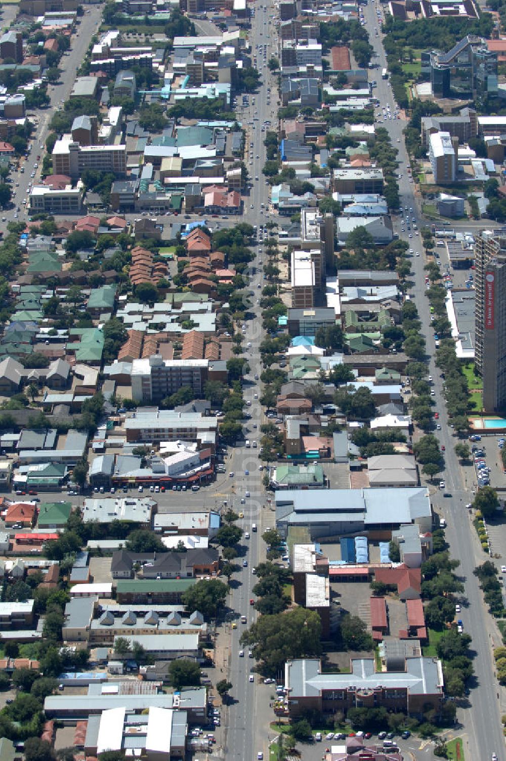 18.02.2010 aus der Vogelperspektive: Bloemfontein in Südafrika / South Africa