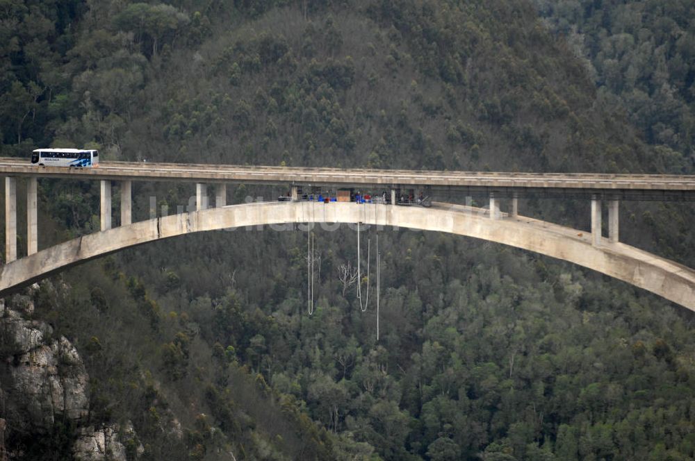 Bloukrans aus der Vogelperspektive: Bloukrans Brücke - Bloukrans bridge