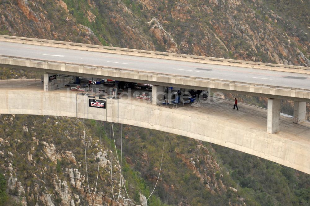 Bloukrans aus der Vogelperspektive: Bloukrans Brücke - Bloukrans bridge