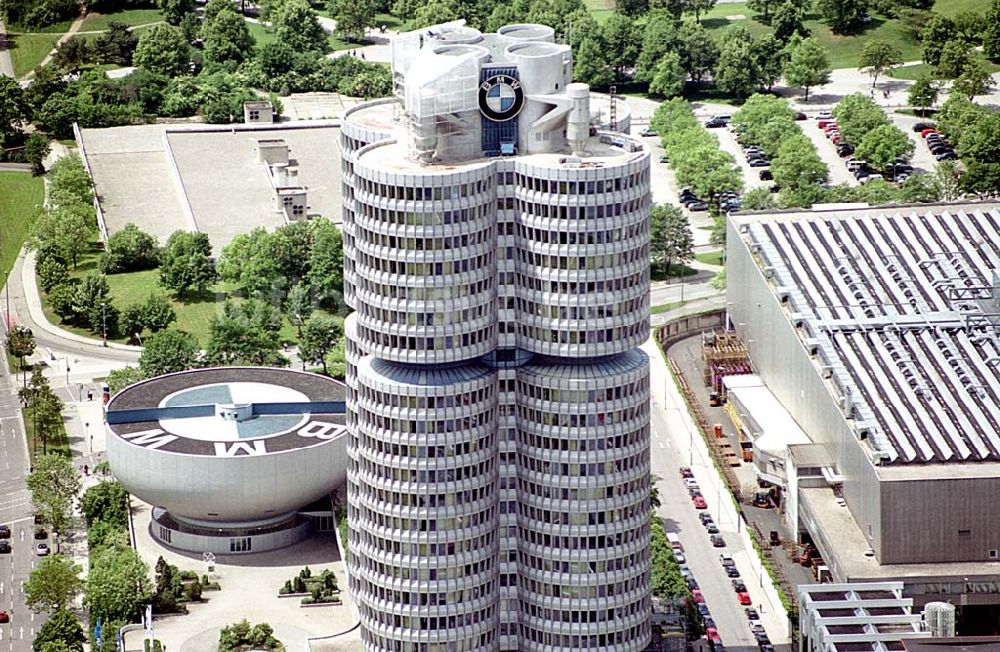 Luftbild München/ Bayern - BMW- Hochhaus