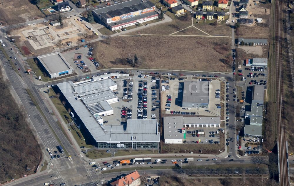 Berlin von oben - BMW Niederlassung Filiale Marzahn im Ortsteil Biesdorf in Berlin