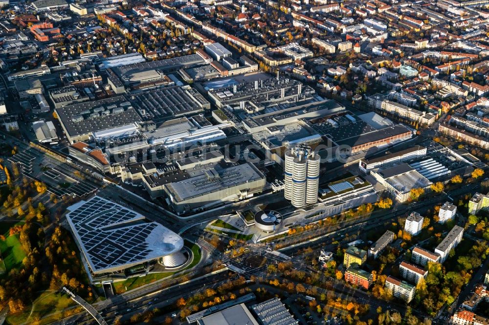 München von oben - BMW-Welt in München im Bundesland Bayern