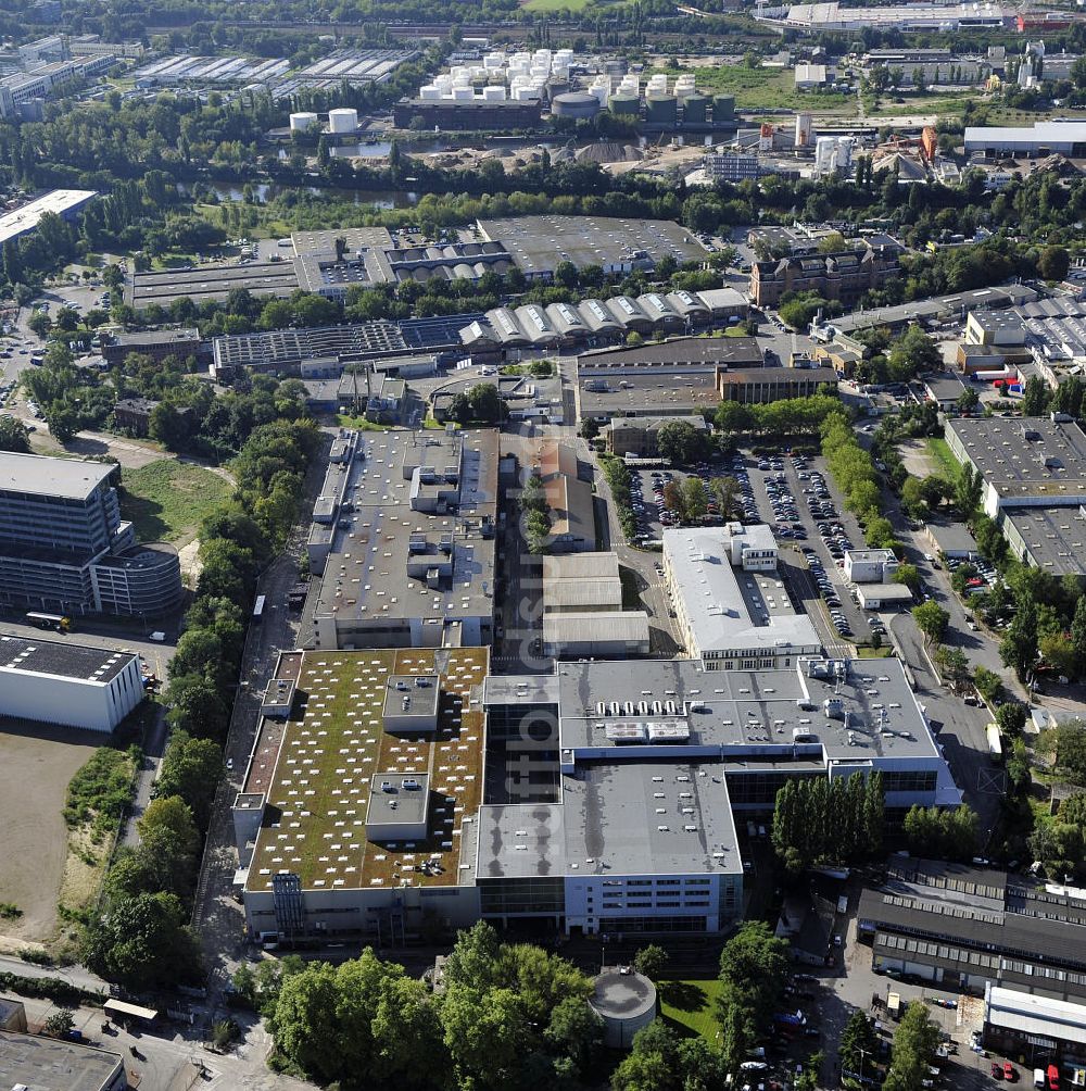 Berlin aus der Vogelperspektive: BMW Werk / Plant Berlin-Spandau