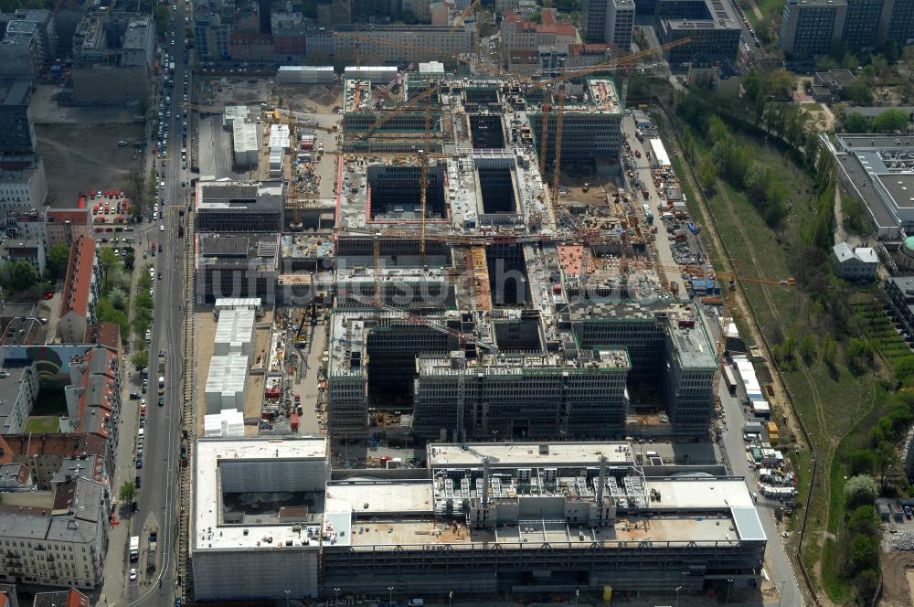 Luftaufnahme Berlin - BND Neubau im Bezirk Berlin Mitte - The Federal Intelligence Service (BND) Berlin