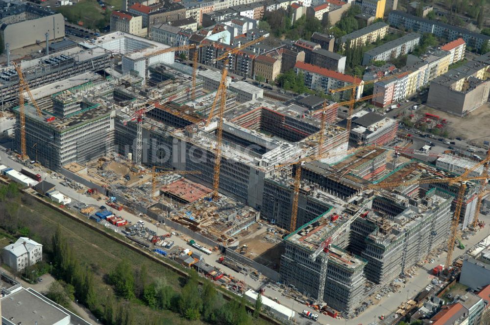 Luftaufnahme Berlin - BND Neubau im Bezirk Berlin Mitte - The Federal Intelligence Service (BND) Berlin