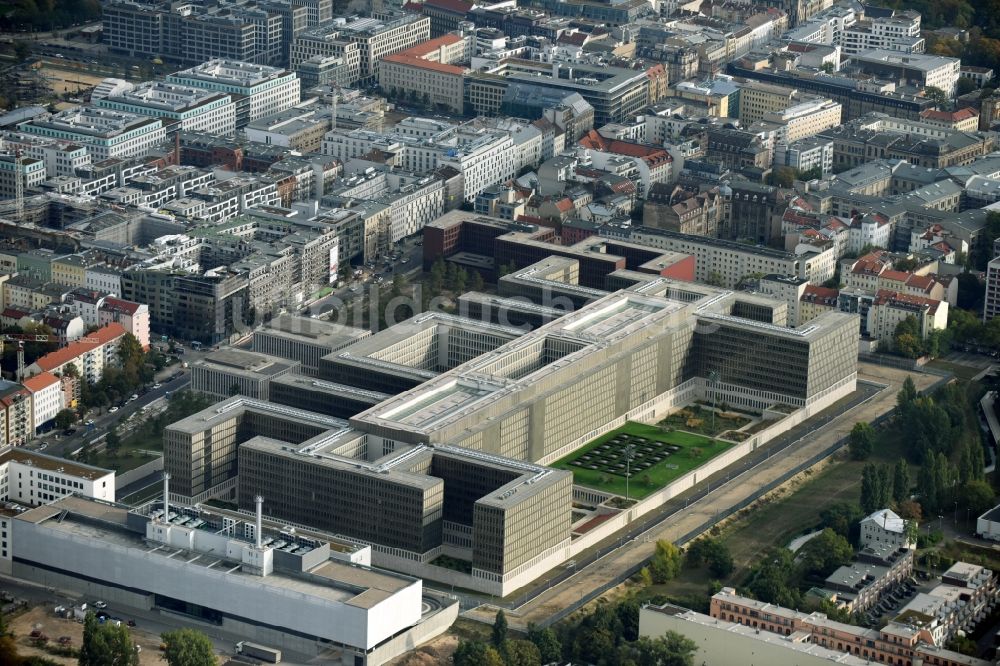 Luftaufnahme Berlin - BND-Zentrale in Berlin-Mitte an der Chausseestraße in der Hauptstadt Berlin