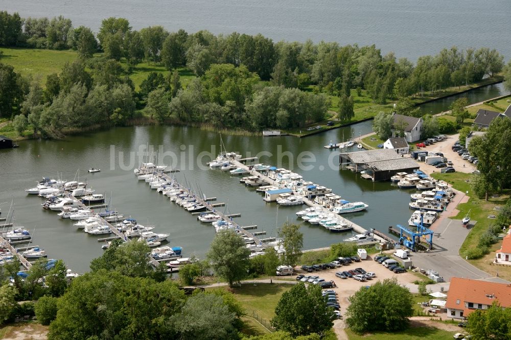 Luftaufnahme Rechlin - Bootsanlegestellen im Claassee in Rechlin im Bundesland Mecklenburg-Vorpommern