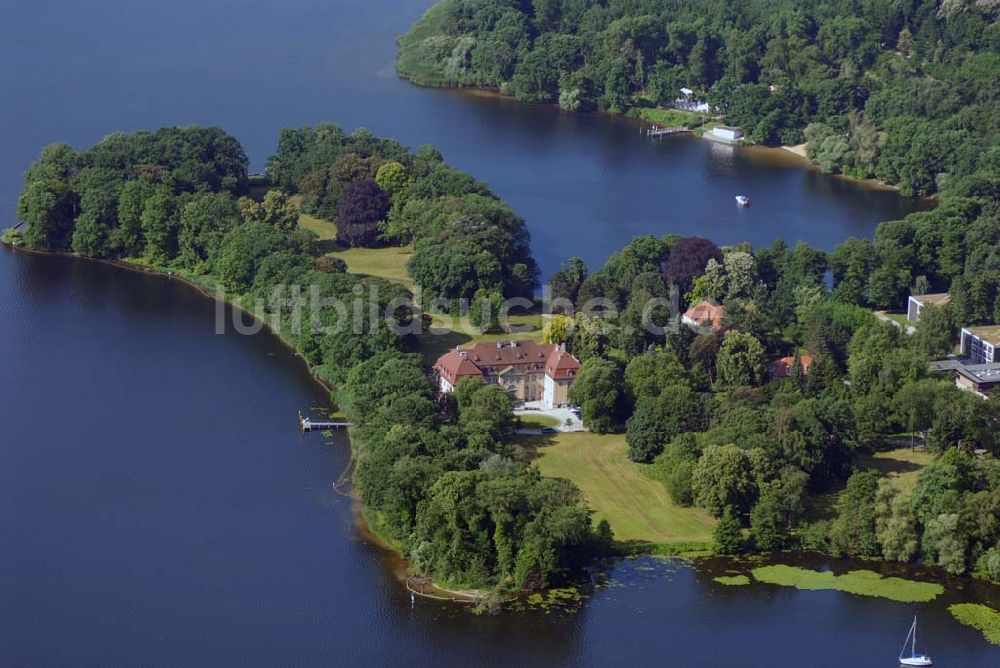 Berlin von oben - Borsig-Villa Reiherwerder am Tegeler See in Berlin