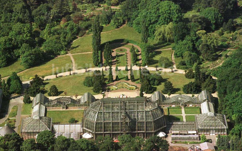 Berlin - Zehlendorf - Dahlem aus der Vogelperspektive: Botanischer Garten in Berlin.