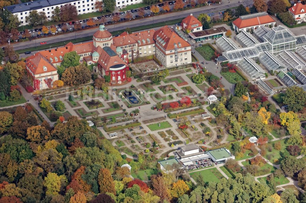 Luftaufnahme München - Botanischer Garten in München Nymphenburg im Bundesland Bayern