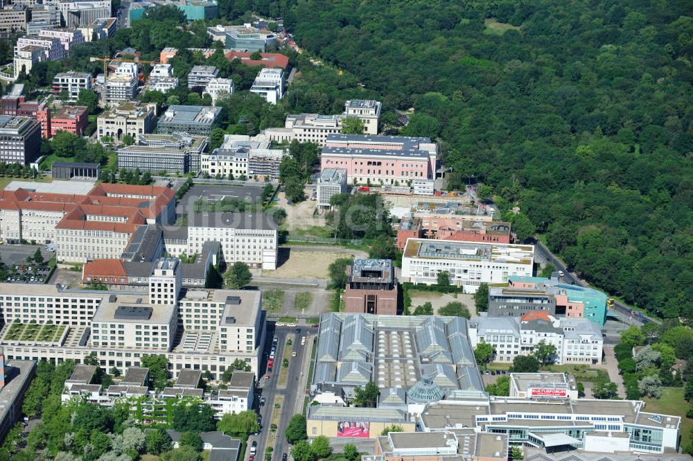 Luftbild Berlin - Botschaftsviertel / Botschaften am Berliner Tiergarten