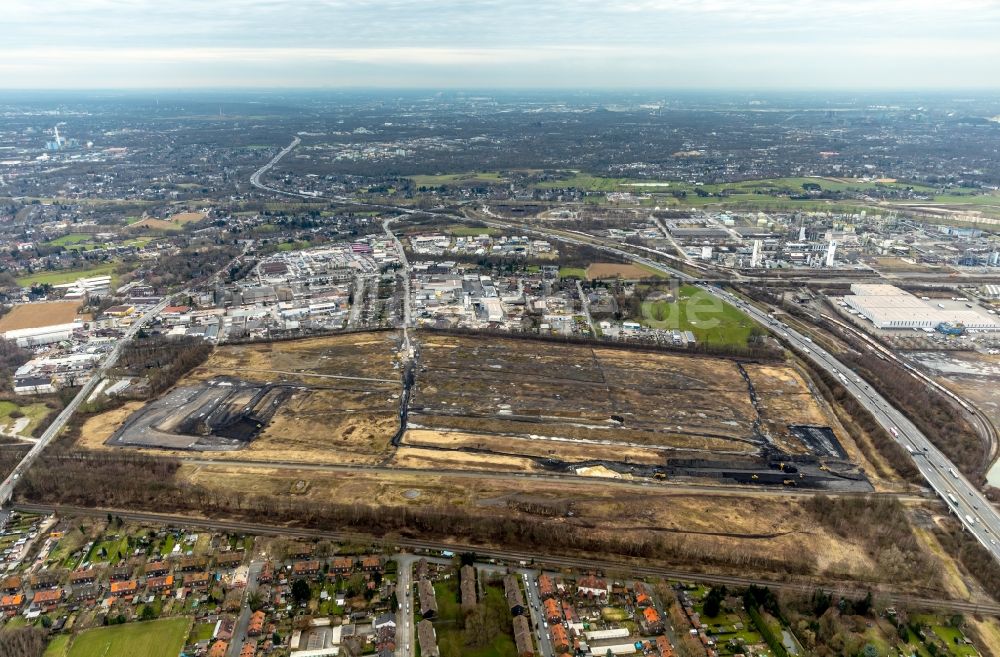 Oberhausen aus der Vogelperspektive: Brachfläche und Baugrund auf dem ehemaligen Gelände der Ruhrkohle AG an der Waldteichstraße im Stadtteil Sterkrade in Oberhausen im Bundesland Nordrhein-Westfalen