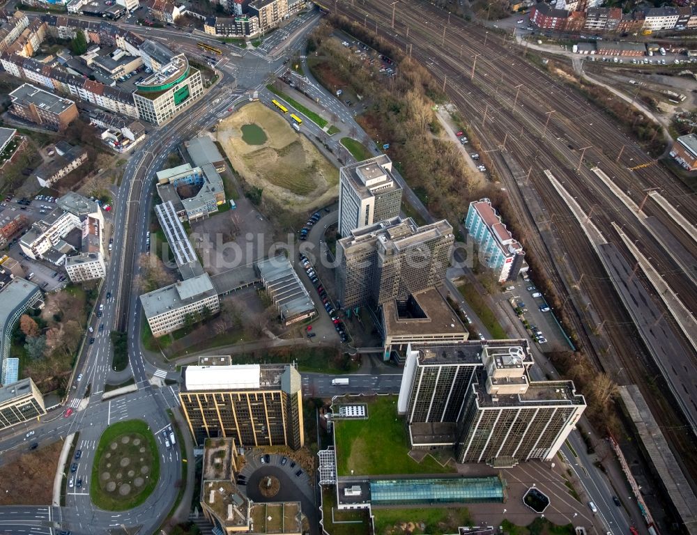 Essen aus der Vogelperspektive: Brachfläche am Büro- und Geschäftshaus- Ensemble an der Hollestraße und Varnhorststraße in Essen im Bundesland Nordrhein-Westfalen