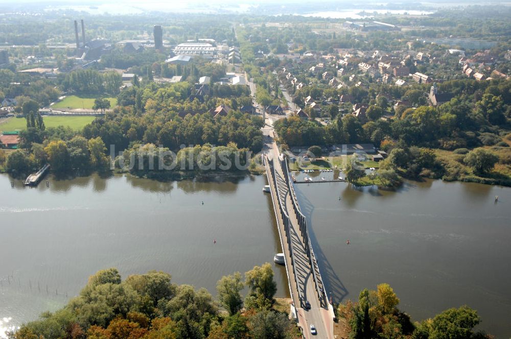 Brandenburg OT Kirchmöser aus der Vogelperspektive: Brandenburg an der Havel OT Kirchmöser mit Seegartenbrücke