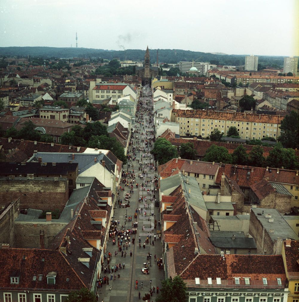 Luftaufnahme Potsdam - Brandenburger Straße in Potsdam