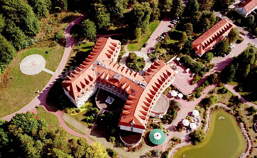 Wandlitz von oben - Brandenburgklinik Berlin-Brandenburg an der Brandenburgallee im Ortsteil Waldsiedlung in Bernau im Bundesland Brandenburg, Deutschland