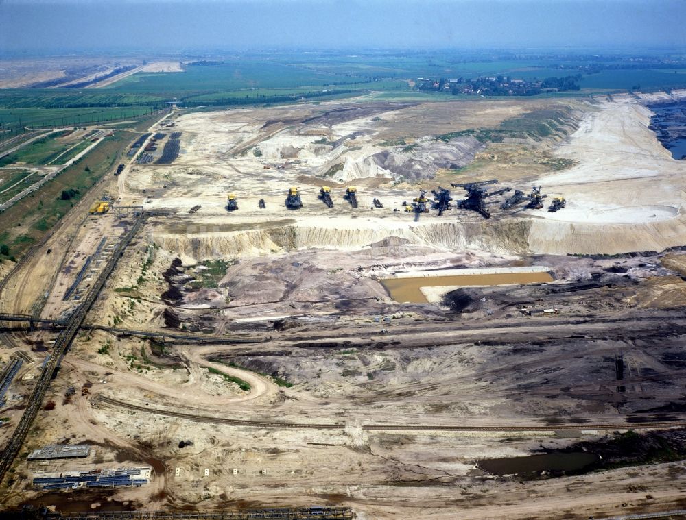 Luftaufnahme Zwochau - Braunkohle - Tagebau Breitenfeld in Zwochau im Bundesland Sachsen, Deutschland