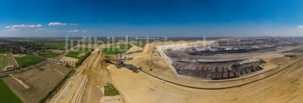 Luftaufnahme Jüchen - Braunkohle - Tagebau Garzweiler in Jüchen im Bundesland Nordrhein-Westfalen, Deutschland