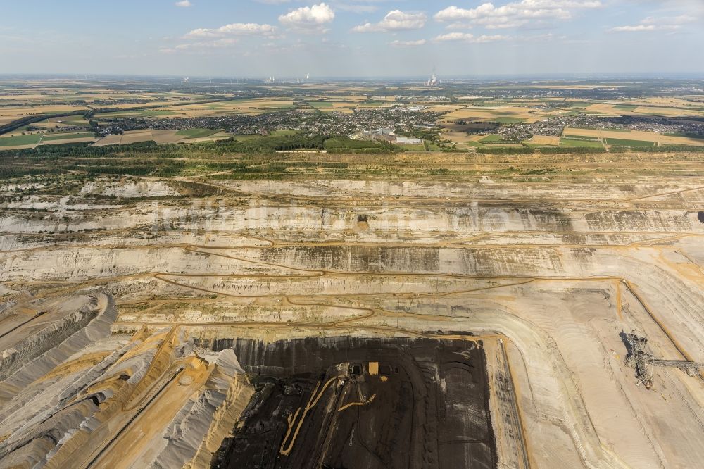 Luftbild Elsdorf - Braunkohle- Tagebau Hambach bei Elsdorf in Nordrhein-Westfalen