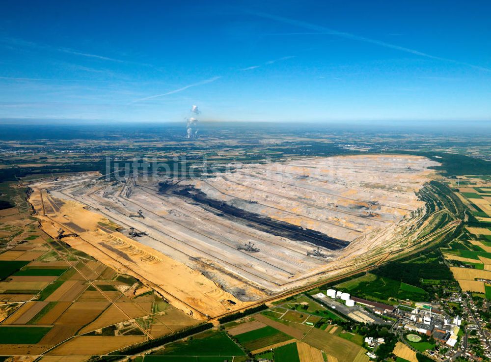 Luftbild Niederzier - Braunkohle- Tagebau Hambach in Nordrhein-Westfalen