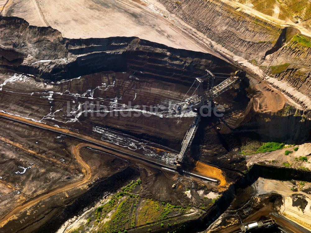 Luftaufnahme Niederzier - Braunkohle- Tagebau Hambach in Nordrhein-Westfalen