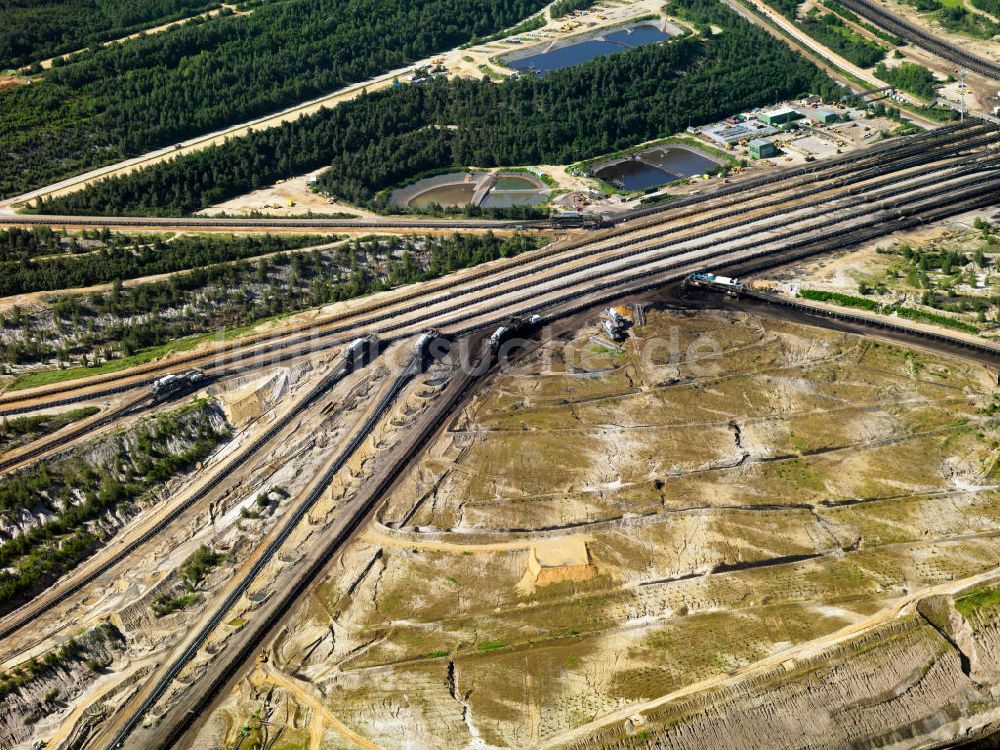 Luftaufnahme Niederzier - Braunkohle- Tagebau Hambach in Nordrhein-Westfalen