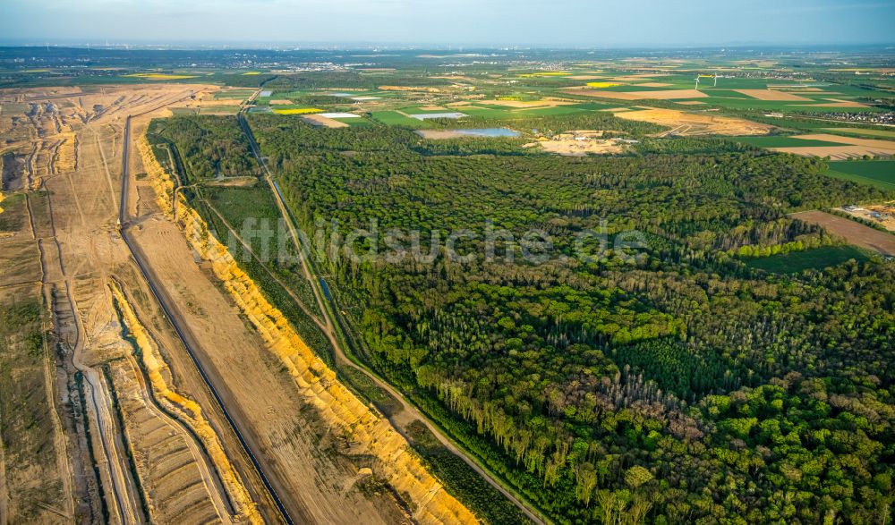 Luftbild Elsdorf - Braunkohle Tagebau Niederzier in Hambach in Nordrhein-Westfalen