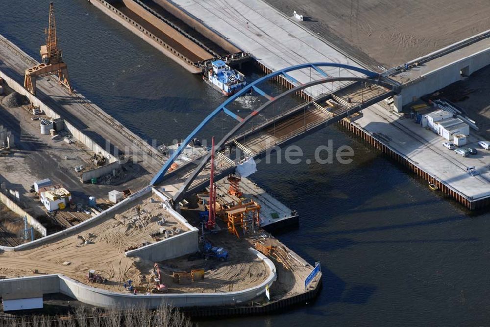 Königs Wusterhausen von oben - Brücke über den Nottekanal am Binnenhafen Königs Wusterhausen