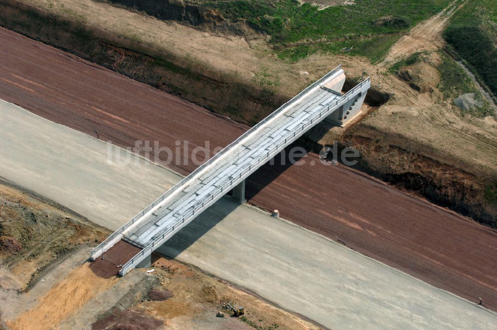 Neukirchen aus der Vogelperspektive: Brücke über die A4 südlich von Neukirchen