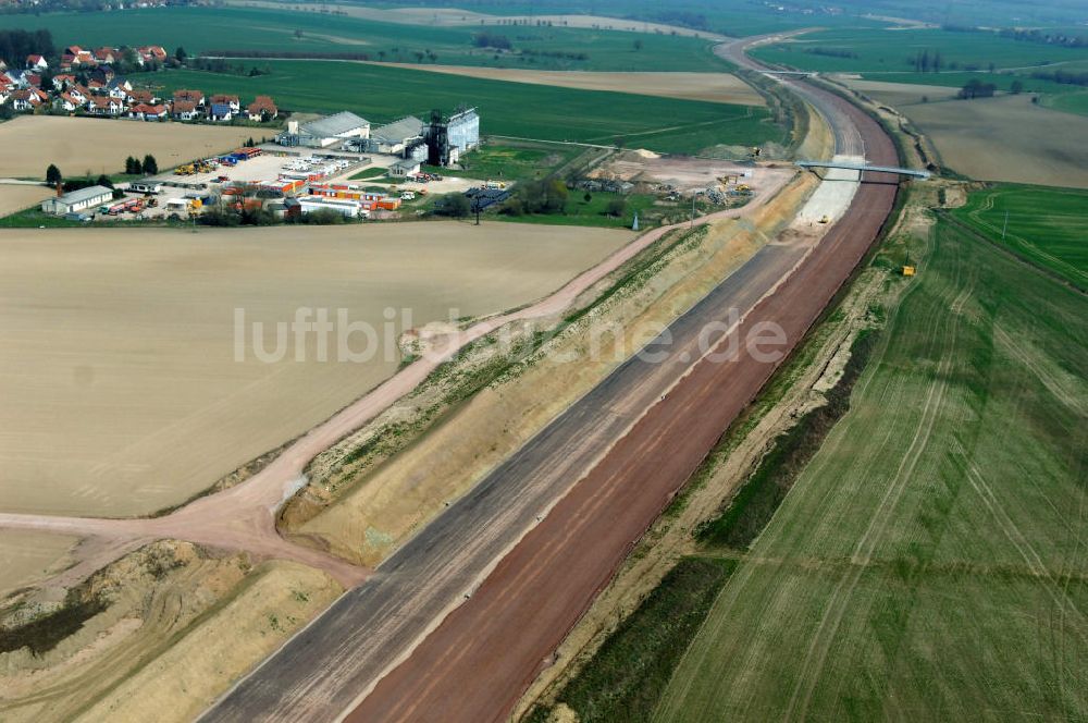 Luftaufnahme Neukirchen - Brücke über die A4 südlich von Neukirchen