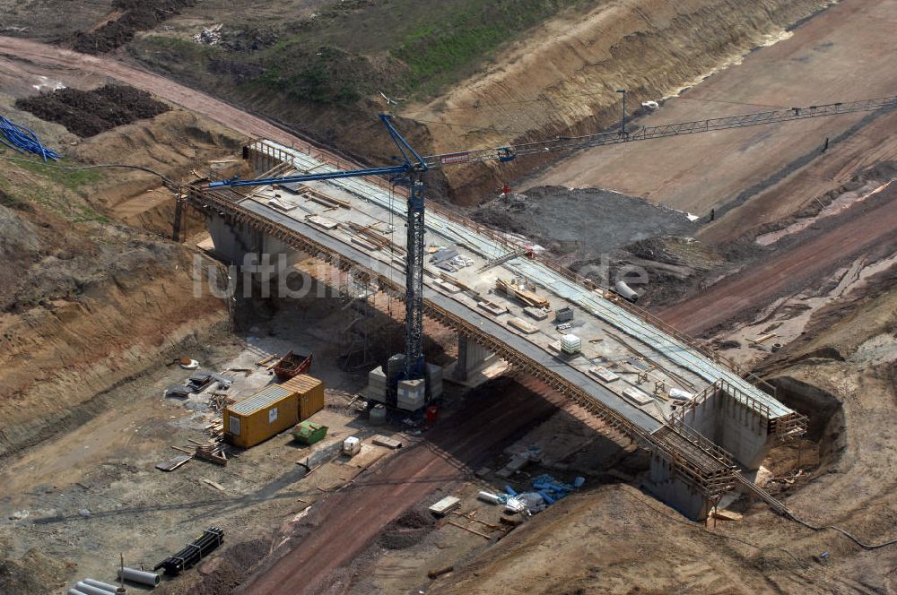 Hastrungsfeld von oben - Brücke über die A4 zwischen Hastrungsfeld und Burla