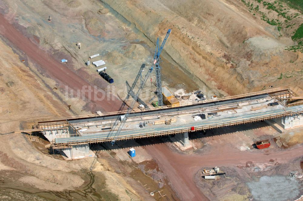 Hastrungsfeld von oben - Brücke über die A4 zwischen Hastrungsfeld und Burla