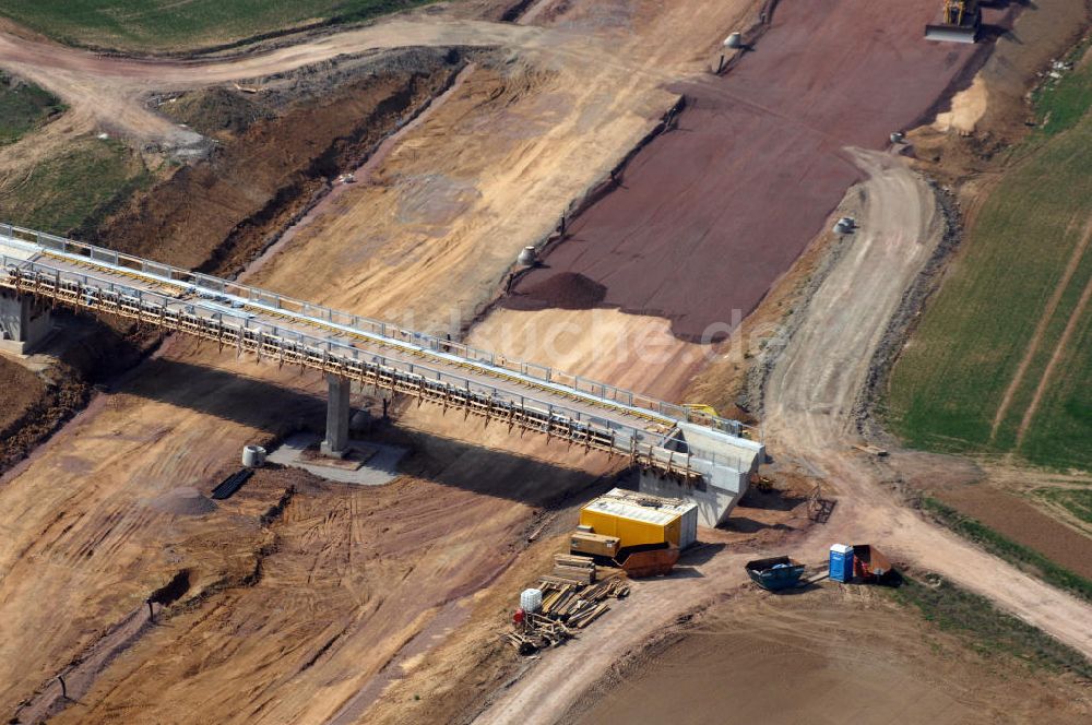 Hötzelsroda aus der Vogelperspektive: Brücke über die A4 zwischen Hötzelsroda und Bolleroda